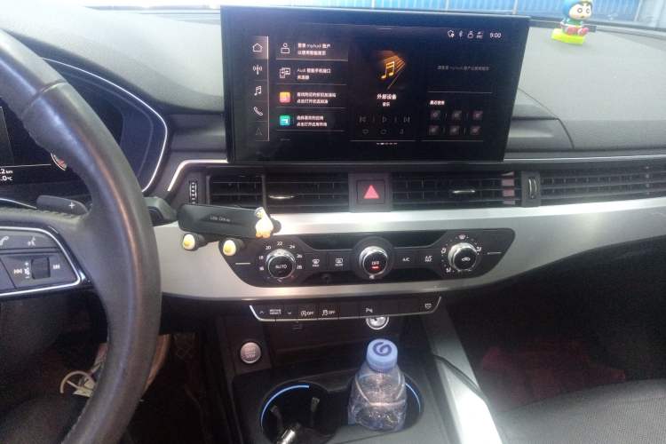 Used Audi A4L 2020 40 TFSI Fashion Dynamic Model Audio And AC Panel