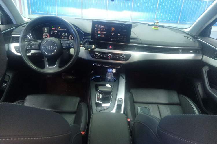 Used Audi A4L 2020 40 TFSI Fashion Dynamic Model Center Console