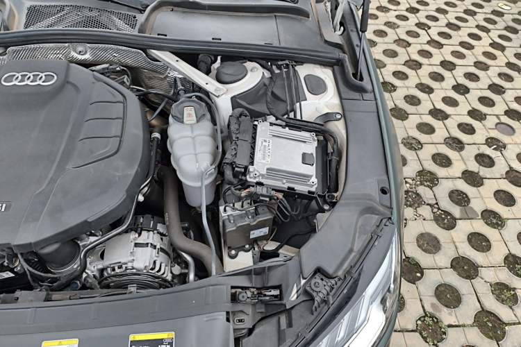 Used Audi A4L 2020 40 TFSI Fashion Dynamic Model Engine Bay Left