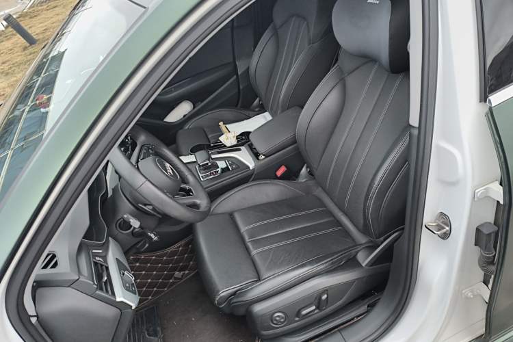 Used Audi A4L 2020 40 TFSI Fashion Dynamic Model Left Front Seat