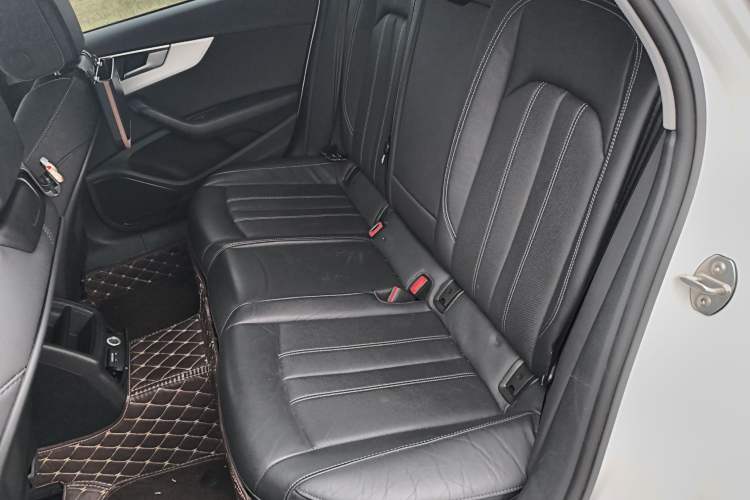 Used Audi A4L 2020 40 TFSI Fashion Dynamic Model Left Rear Seat