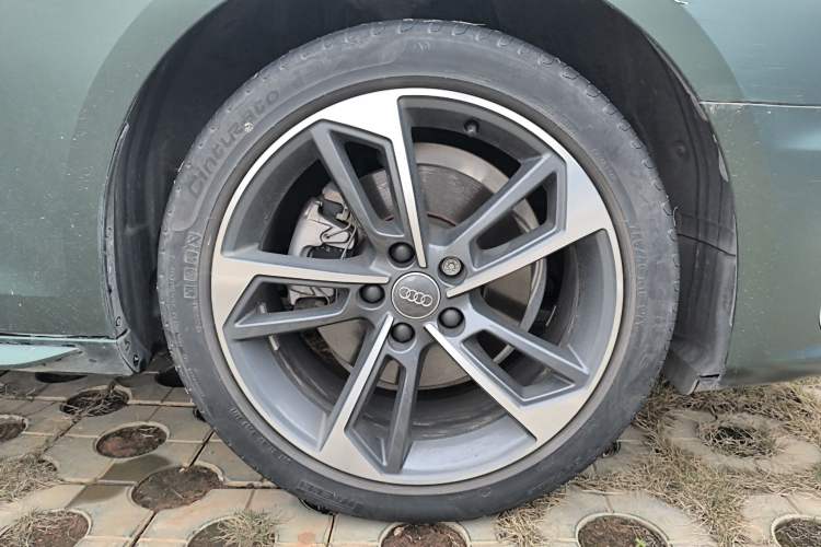 Used Audi A4L 2020 40 TFSI Fashion Dynamic Model Right Front Wheel Hub