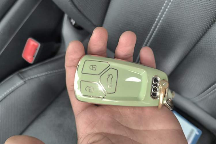 Used Audi A4L 2020 40 TFSI Fashion Dynamic Model Vehicle Key