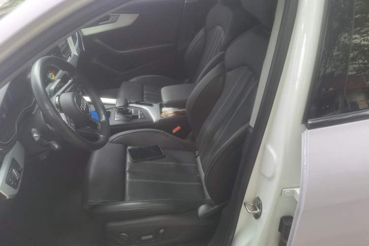 Used Audi A4L 2020 40 TFSI Luxury Dynamic Model Left Front Seat