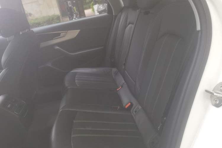 Used Audi A4L 2020 40 TFSI Luxury Dynamic Model Left Rear Seat