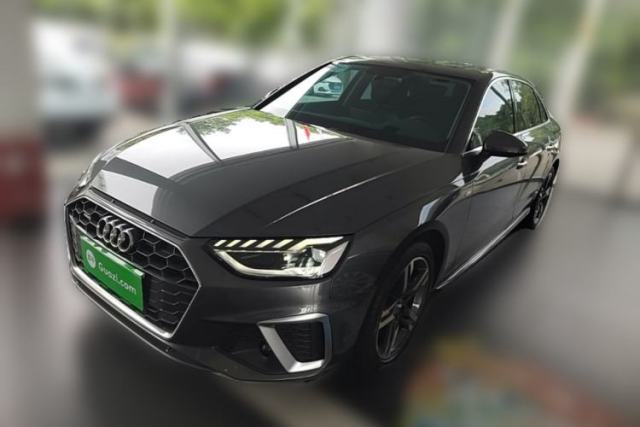 Audi A4L 2020 40 TFSI quattro Luxury Dynamic Model с пробегом