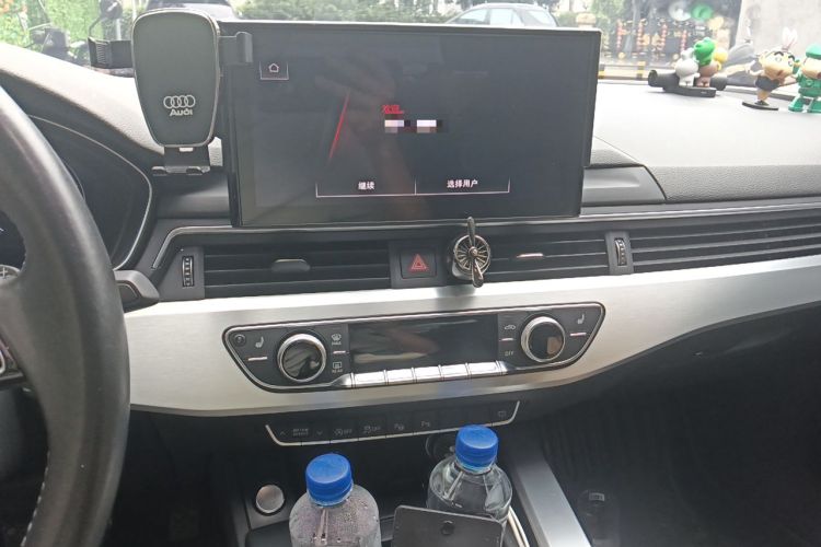 Used Audi A4L 2020 40 TFSI Luxury Dynamic Model Audio And AC Panel