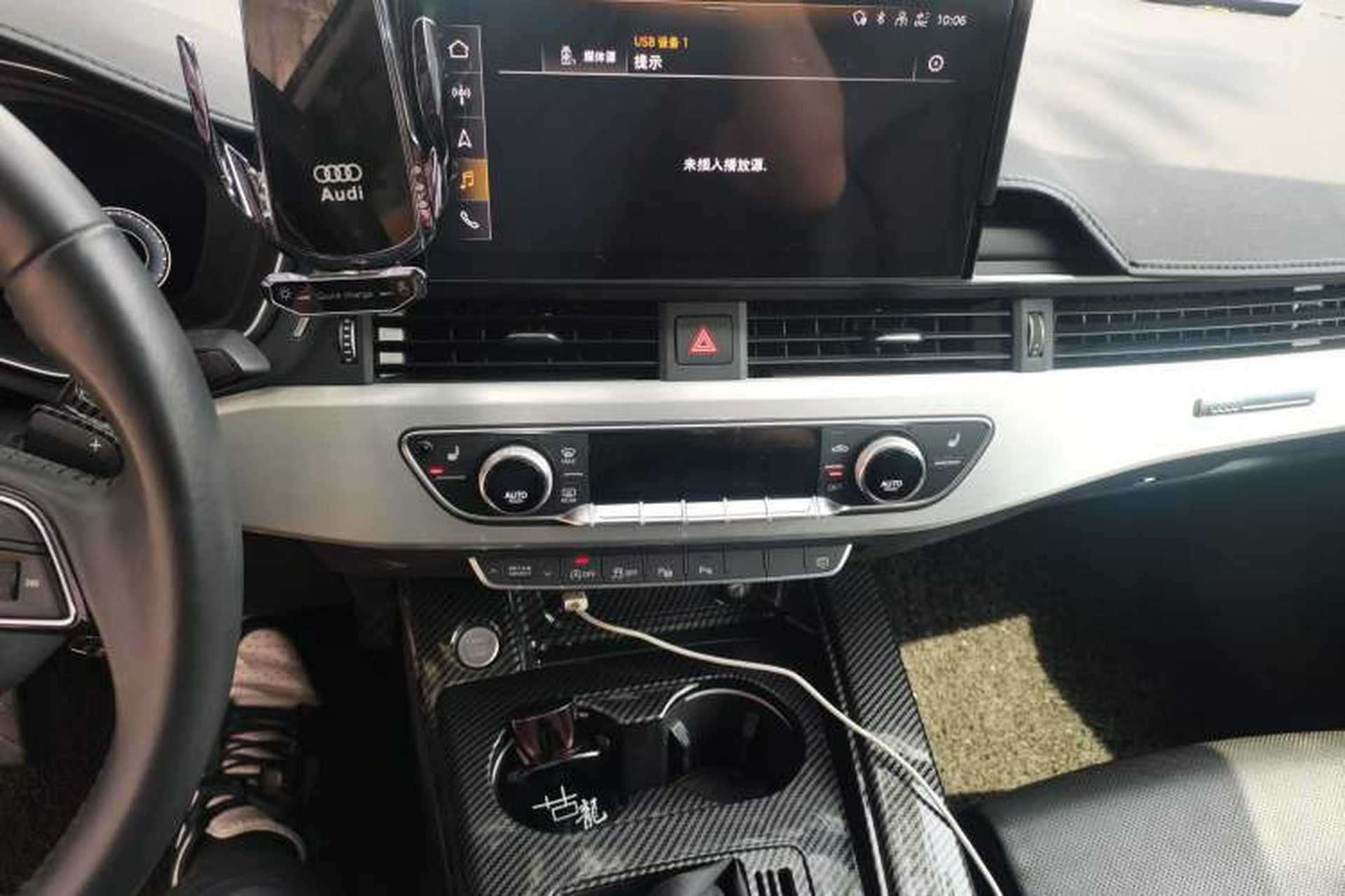 Used Audi A4L 2020 40 TFSI Luxury Dynamic Model Audio And AC Panel