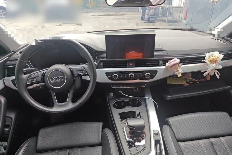 Used Audi A4L 2020 40 TFSI Fashion Dynamic Model Center Console