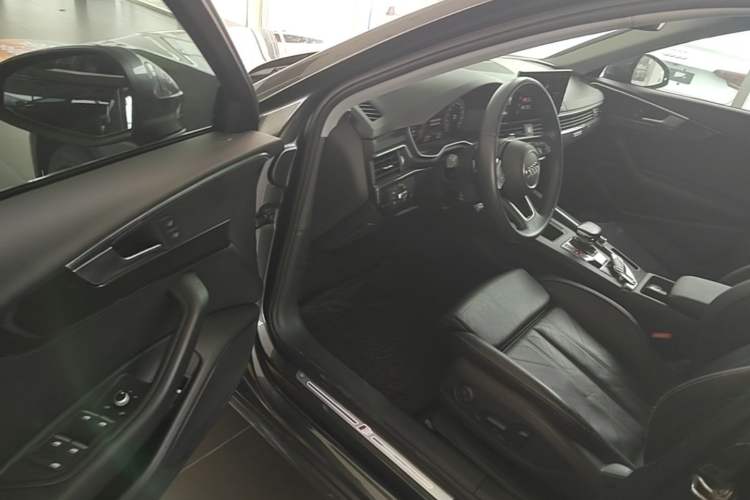 Used Audi A4L 2020 40 TFSI quattro Luxury Dynamic Model Driver Seat