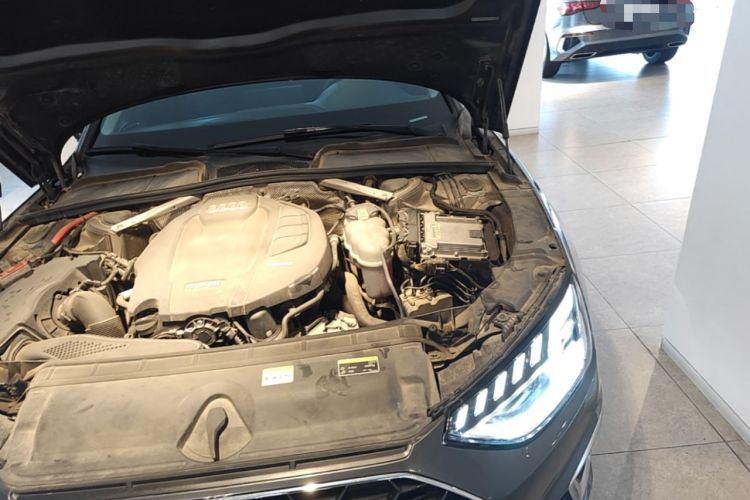 Used Audi A4L 2020 40 TFSI Luxury Dynamic Model Engine Bay Left