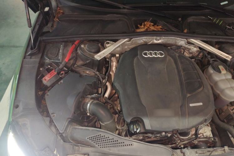Used Audi A4L 2020 40 TFSI Luxury Dynamic Model Engine Bay Right