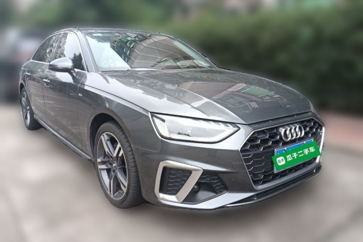 Used Audi A4L 2020 40 TFSI Luxury Dynamic Model Front Right 45 Deg