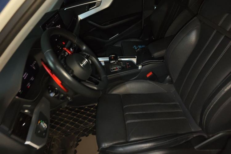 Used Audi A4L 2020 40 TFSI Fashion Dynamic Model Left Front Seat