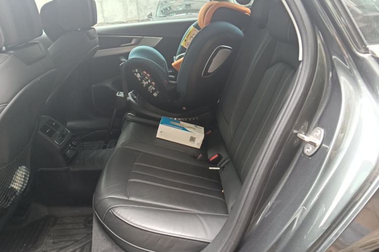 Used Audi A4L 2020 40 TFSI Luxury Dynamic Model Left Rear Seat
