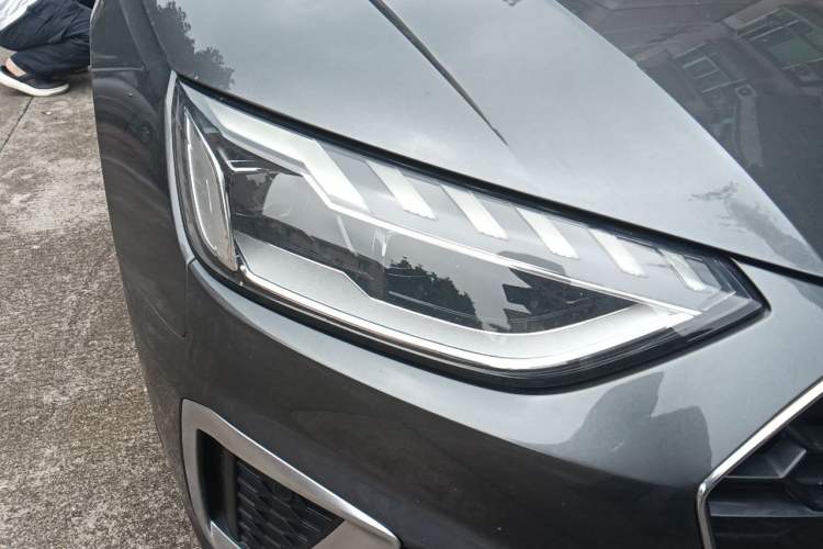 Used Audi A4L 2020 40 TFSI Luxury Dynamic Model Right Front Headlight