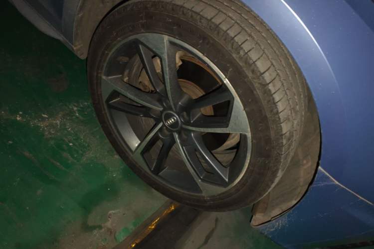 Used Audi A4L 2020 40 TFSI Fashion Dynamic Model Right Front Wheel Hub