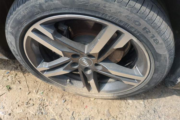 Used Audi A4L 2020 40 TFSI Luxury Dynamic Model Right Front Wheel Hub