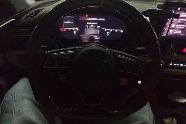 Used Audi A4L 2020 40 TFSI Luxury Dynamic Model Steering Wheel
