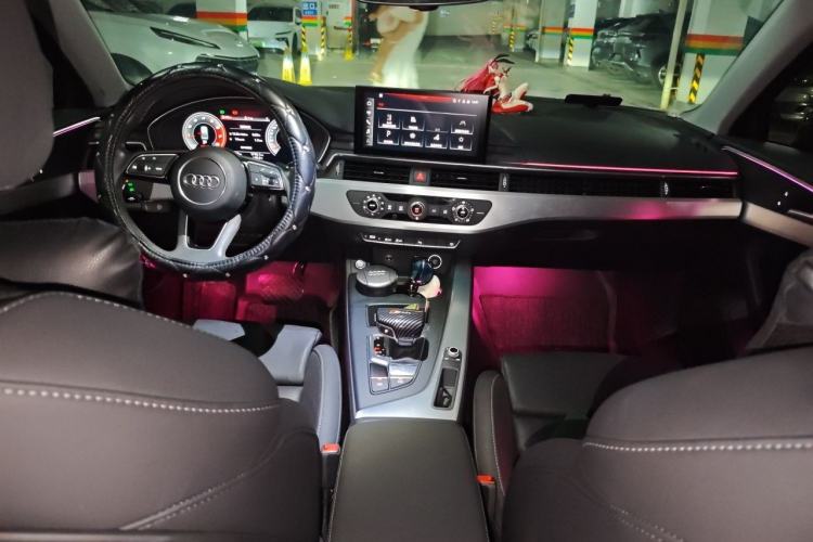Used Audi A4L 2020 40 TFSI Fashion Dynamic Model Center Console