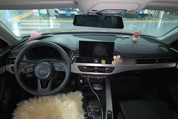 Used Audi A4L 2020 40 TFSI Fashion Dynamic Model Center Console