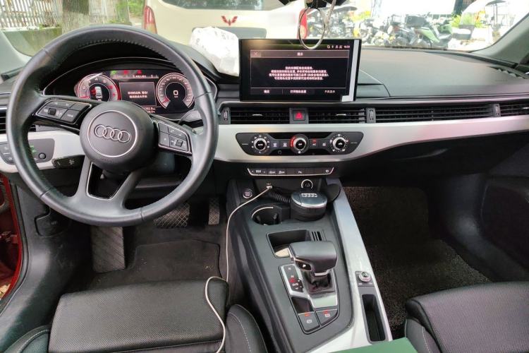 Used Audi A4L 2020 40 TFSI Fashion Dynamic Model Center Console