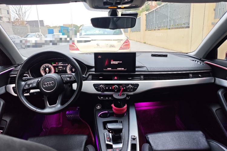 Used Audi A4L 2020 40 TFSI Fashion Dynamic Model Center Console
