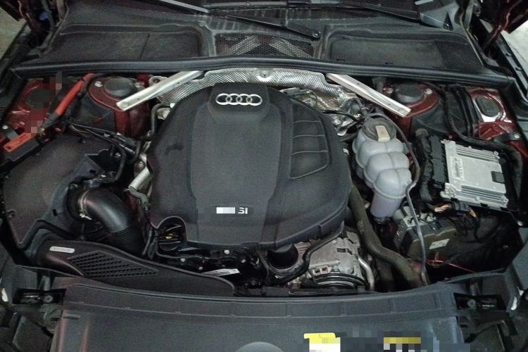 Used Audi A4L 2020 40 TFSI Fashion Dynamic Model Engine Bay