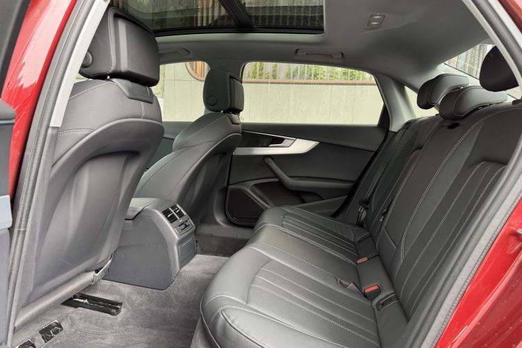 Used Audi A4L 2020 40 TFSI Fashion Dynamic Model Interior 4