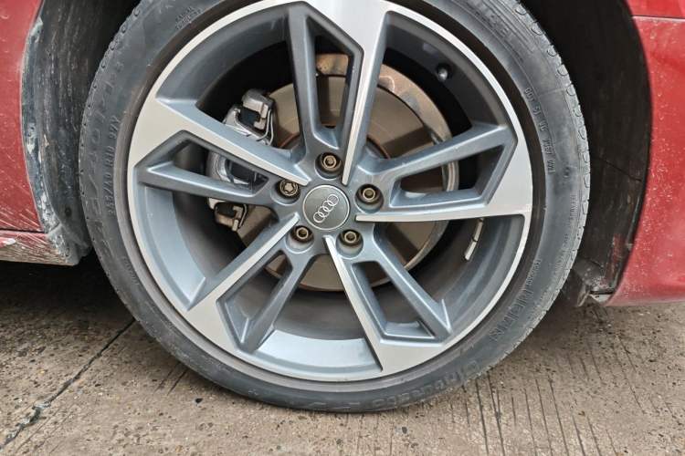 Used Audi A4L 2020 40 TFSI Fashion Dynamic Model Right Front Wheel Hub
