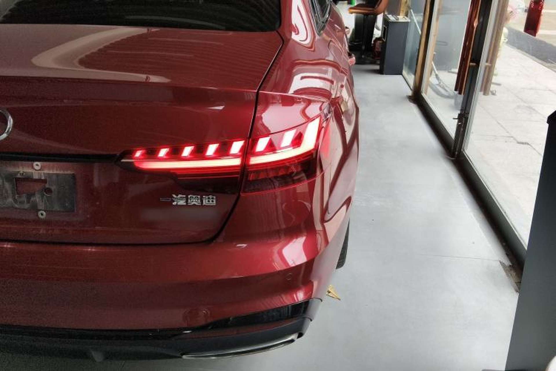 Used Audi A4L 2020 40 TFSI Fashion Dynamic Model Right Rear Taillight