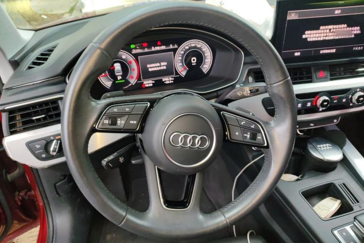 Used Audi A4L 2020 40 TFSI Fashion Dynamic Model Steering Wheel