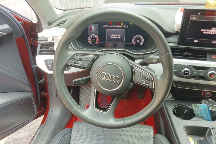 Used Audi A4L 2020 40 TFSI Fashion Dynamic Model Steering Wheel