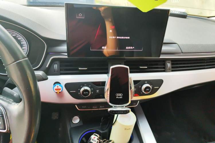 Used Audi A4L 2020 40 TFSI Fashion Dynamic Model Audio And AC Panel