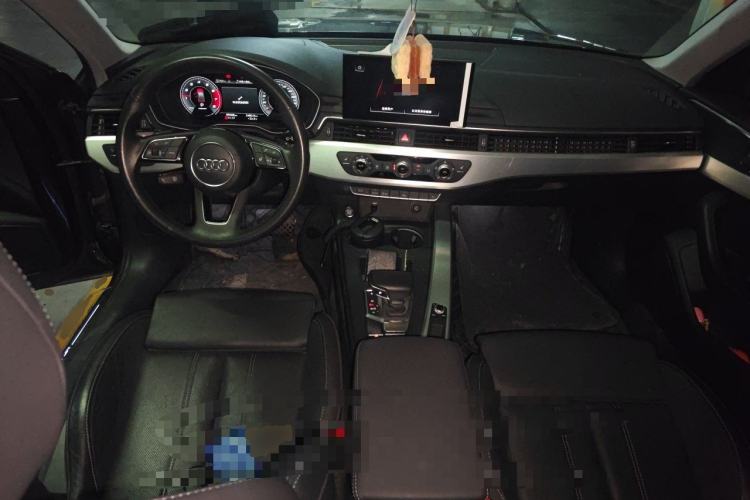Used Audi A4L 2020 40 TFSI Fashion Dynamic Model Center Console