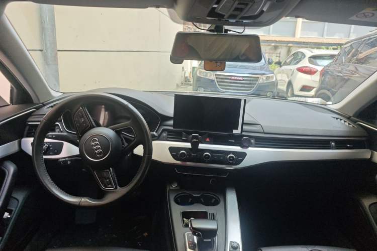 Used Audi A4L 2020 40 TFSI Fashion Dynamic Model Center Console