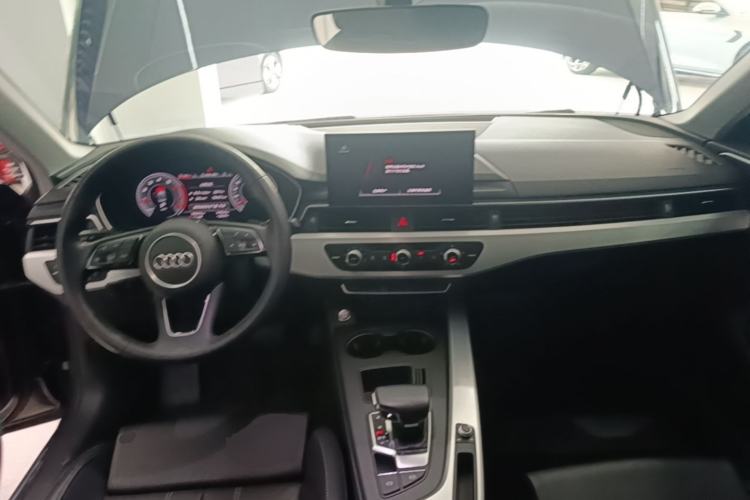 Used Audi A4L 2020 40 TFSI Fashion Dynamic Model Center Console