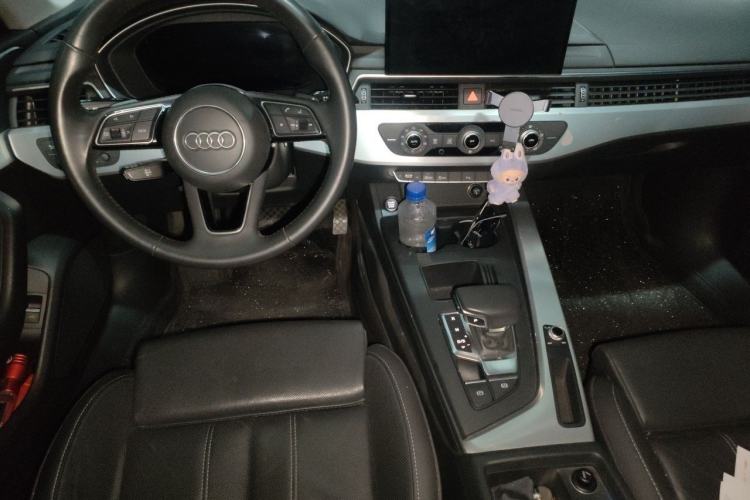 Used Audi A4L 2020 40 TFSI Fashion Dynamic Model Center Console
