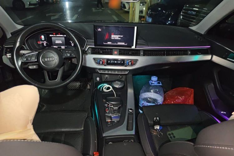Used Audi A4L 2020 40 TFSI Fashion Dynamic Model Center Console