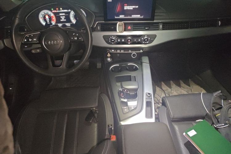 Used Audi A4L 2020 40 TFSI Fashion Dynamic Model Center Console