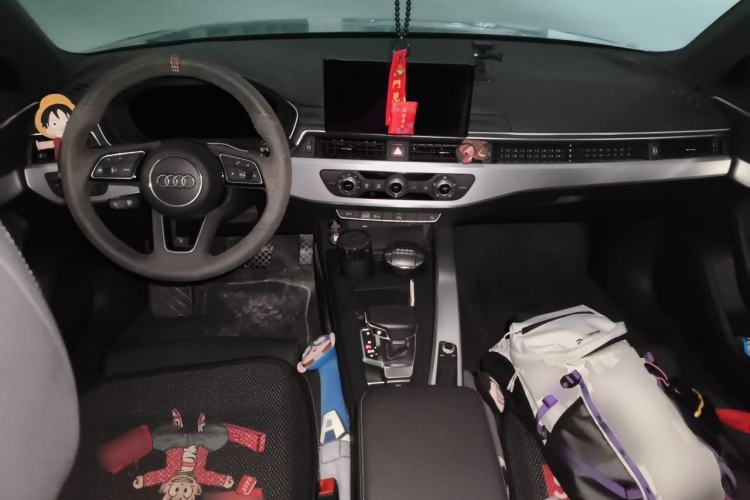 Used Audi A4L 2020 40 TFSI Fashion Dynamic Model Center Console