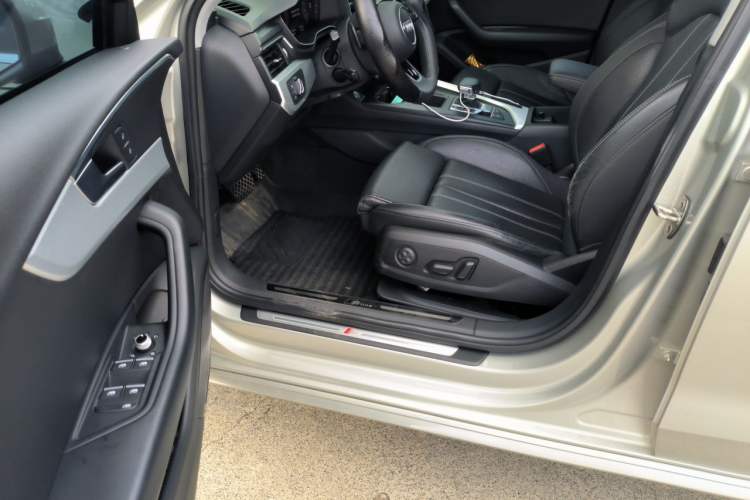 Used Audi A4L 2020 40 TFSI Fashion Dynamic Model Driver Seat