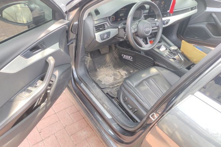 Used Audi A4L 2020 40 TFSI Luxury Prestige Edition Driver Seat