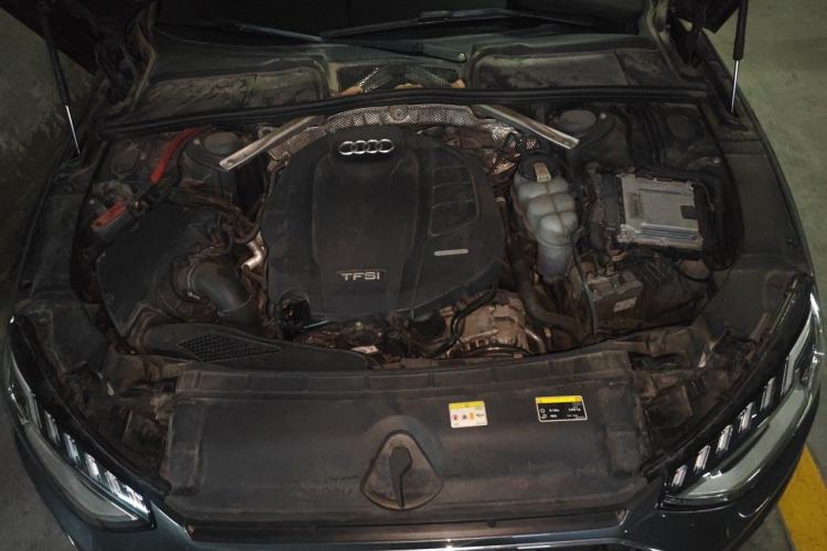 Used Audi A4L 2020 40 TFSI Fashion Dynamic Model Engine Bay