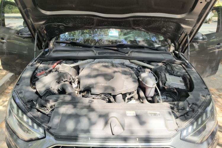 Used Audi A4L 2020 40 TFSI Luxury Dynamic Model Engine Bay