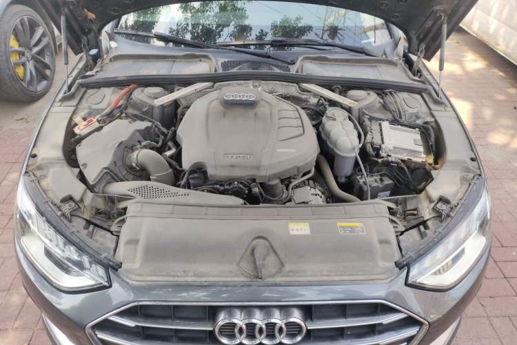 Used Audi A4L 2020 40 TFSI Luxury Prestige Edition Engine Bay