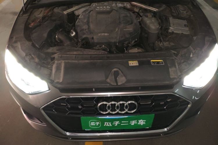 Used Audi A4L 2020 35 TFSI Fashion Dynamic Model Engine Bay