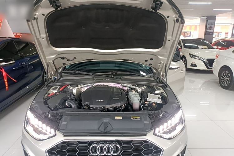 Used Audi A4L 2020 40 TFSI Fashion Dynamic Model Engine Bay