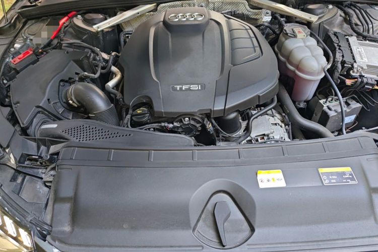 Used Audi A4L 2020 40 TFSI Fashion Dynamic Model Engine Bay