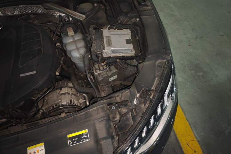 Used Audi A4L 2020 40 TFSI Fashion Dynamic Model Engine Bay Left